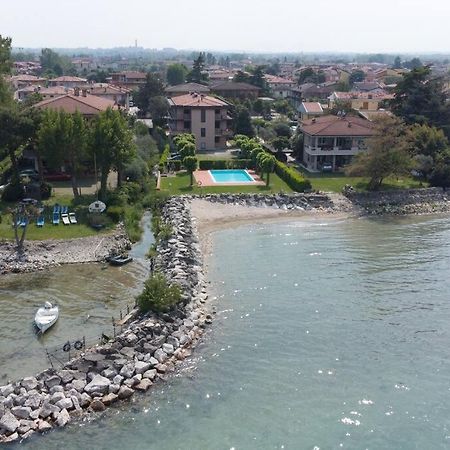 Incantevole Location Fronte Lago 西尔米奥奈 外观 照片