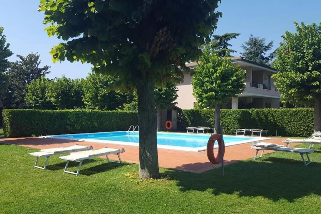 Incantevole Location Fronte Lago 西尔米奥奈 外观 照片