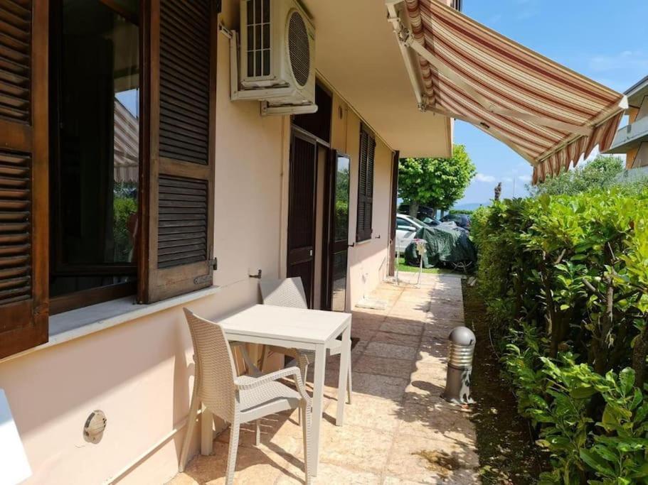 Incantevole Location Fronte Lago 西尔米奥奈 外观 照片